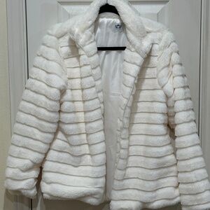 Katy did zip up jacket